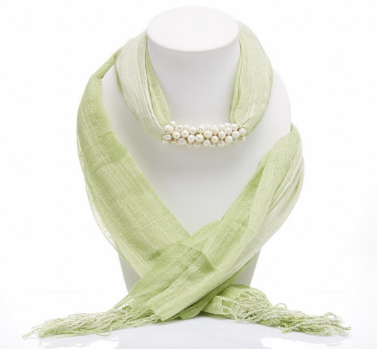 Green Two Tone Scarf Decorated With Freshwater Pearl Length about 150 cm.  (5 ft) Weight Approx 120 grams Material: Freshwater Pearl, synthetic cotton scarf